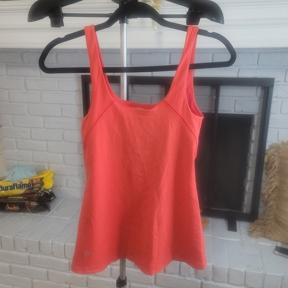 lululemon athletica Coral Scoop Tank Top - Picture 2 of 3